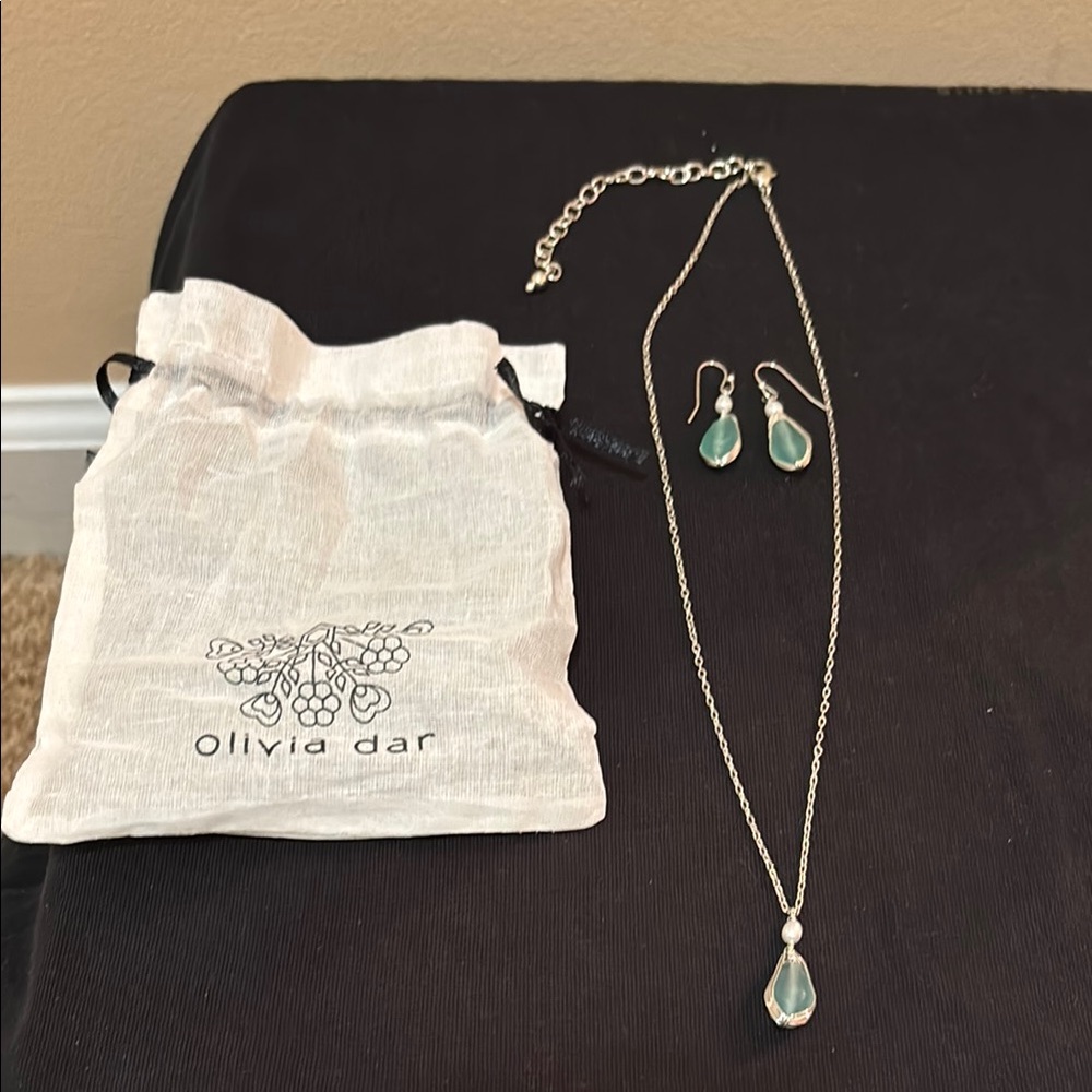 Olivia Dar Silver, Pearl and Green Seaglass Jewelry Set